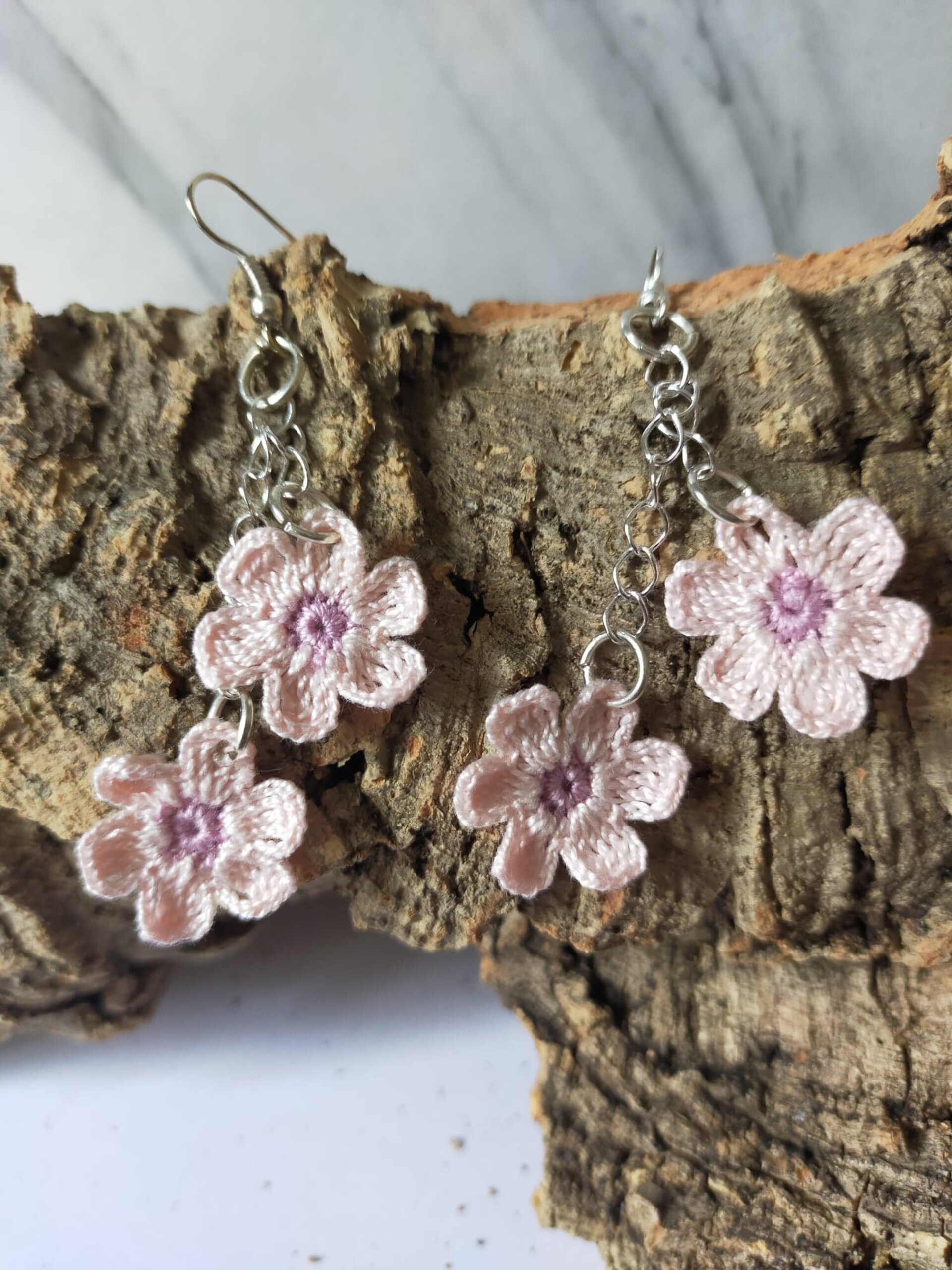 Pendientes Cadena de Margaritas en Micro-macramé - 2